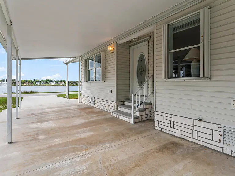 8913 SW Chevy Cir — Photo 17