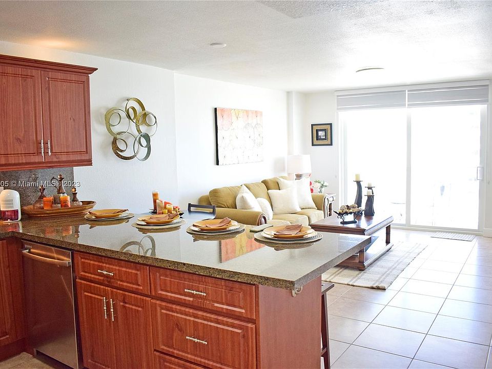 1st image of 401 Ocean Dr #92A