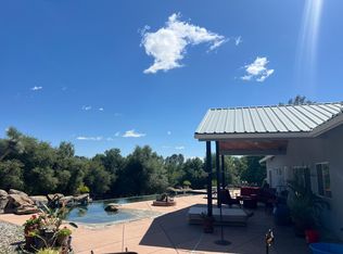 33477 Cottontail Ln, Auberry, CA 93602