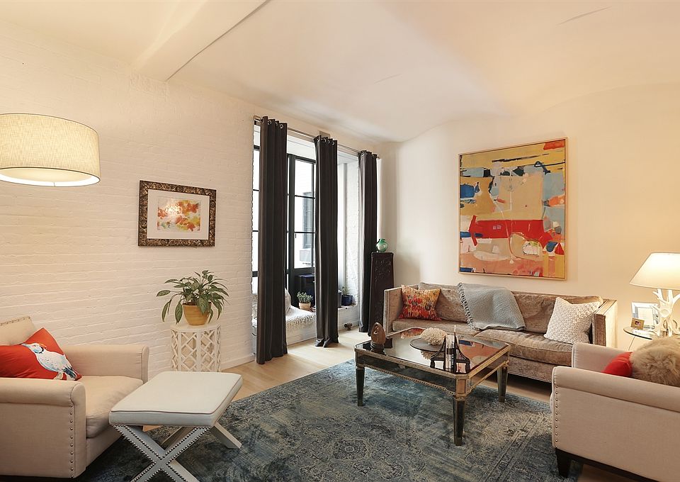 1st image of 720 Greenwich St APT 3D