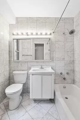 Rented by Winzone Realty Inc | media 8