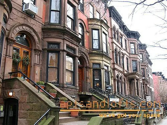 Rented by aptsandlofts.com | media 6