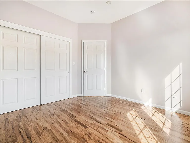 58 Alexander Ct — Photo 27