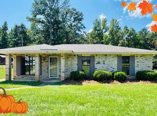 731 Saint Martins Dr, Pike Road, AL 36064