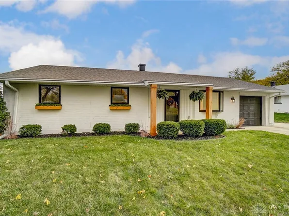 650 Cherry Blossom Dr, Dayton, OH 45449