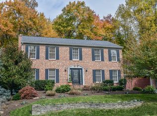 9542 Locust Hill Drive, Great Falls, VA 22066