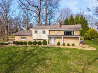 11520 Edgewood Rd, Harrison, OH 45030