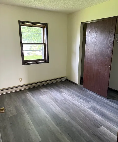 434 Martin Rd E — Photo 9