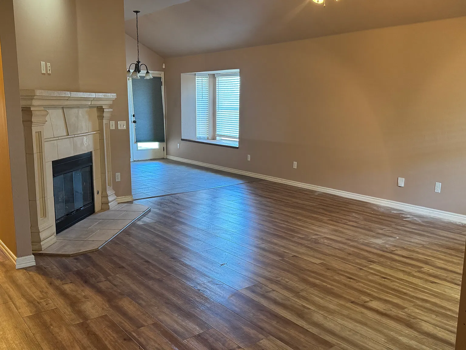 4 bed, 1641 sqft, $1,795 — Photo 2