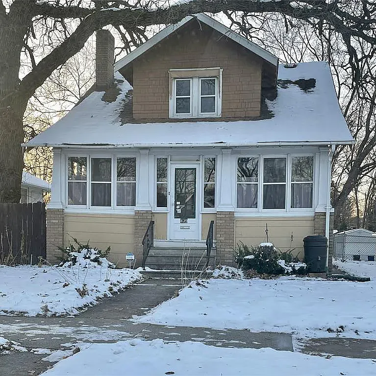 3 bed, 2613 sqft, $2,400 — Photo 1