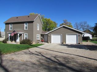 138 W 1st St, Webster, SD 57274