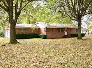 306 Redwater Rd, Wake Village, TX 75501