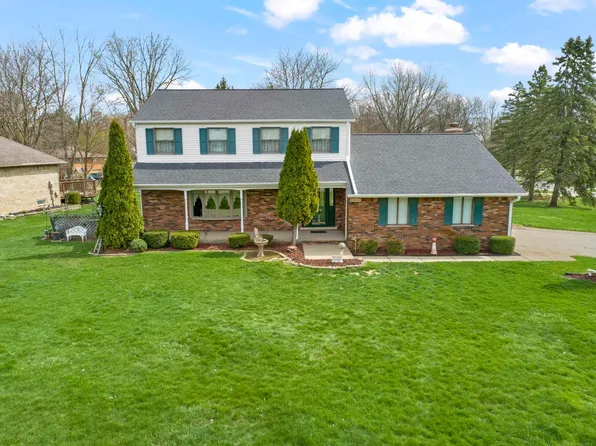 53222 Hillside Dr, Shelby Township, MI 48316