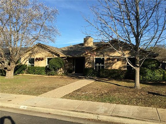 2nd image of 6821 Clearhaven Dr