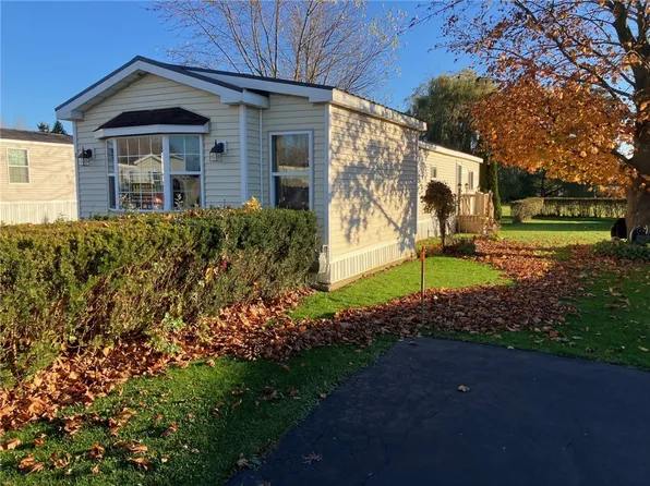 7235 Telephone Rd, Le Roy, NY 14482