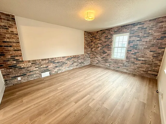 4 bed, 1650 sqft, $1,650 — Photo 3