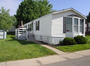 2417 Carl Ct, Wixom, MI