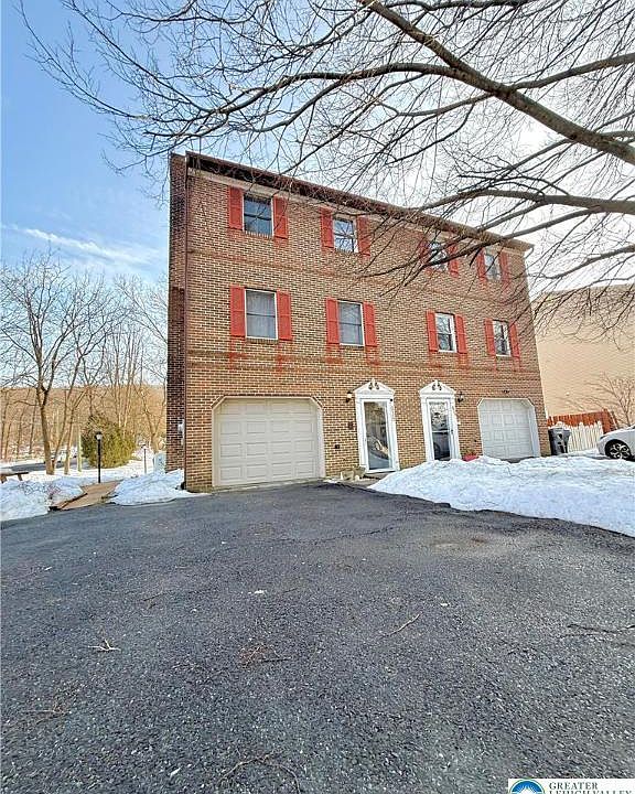 1st image of 838 E Wayne Ave