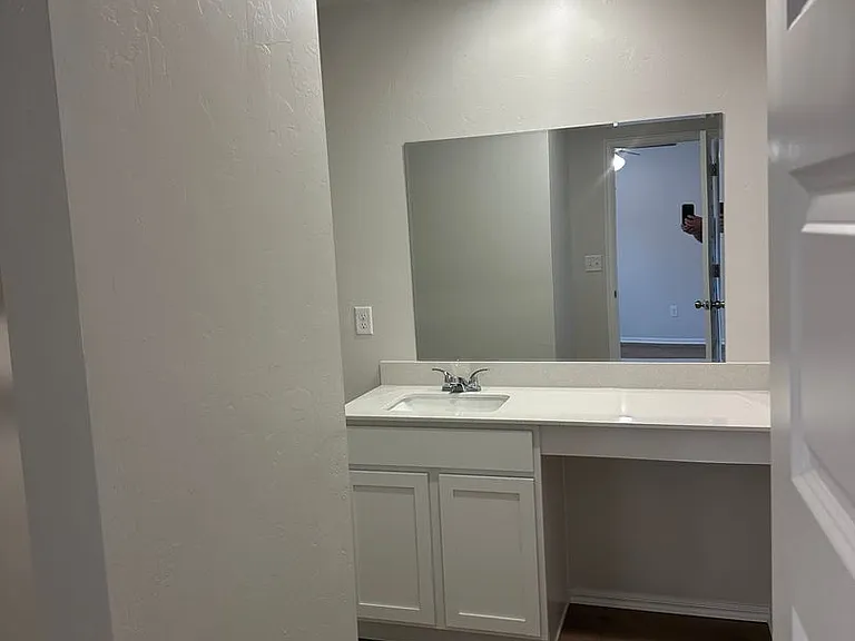 4200 Olivia St — Photo 14