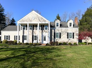 8 Sherwood Ln, Colts Neck, NJ 07722
