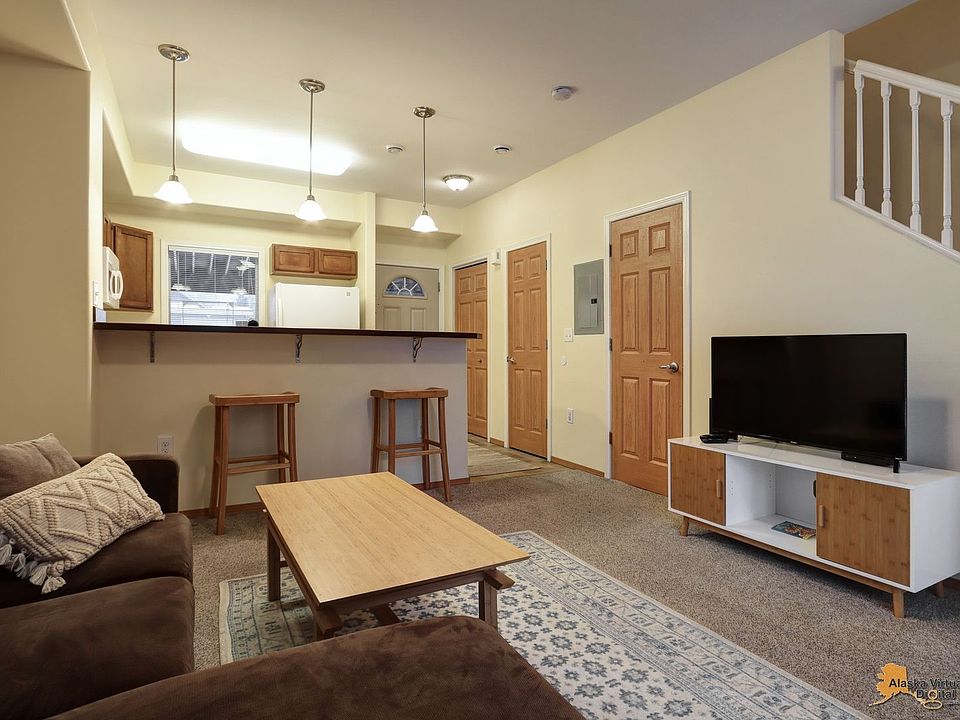 1st image of 221-243 W 13th Ave #229