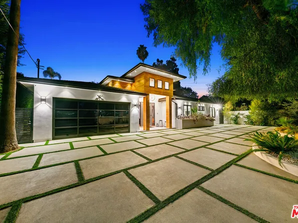 15468 Morrison St, Sherman Oaks, CA 91403