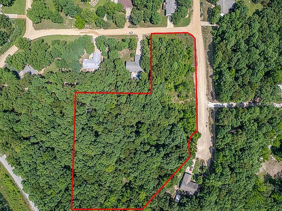 3rd image of 142 County Road 463