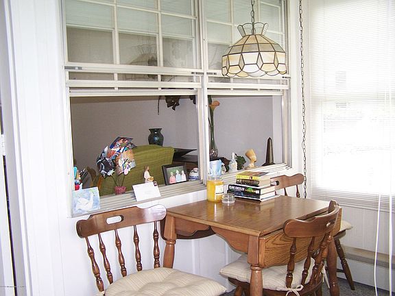 3rd image of 106 Edinburgh Lane #F