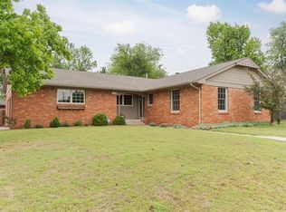 2149 Fremont Dr, The Village, OK 73120