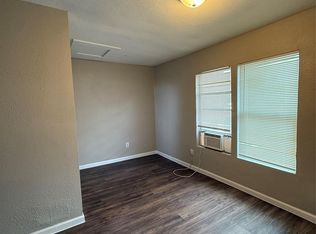 7314 Navigation Blvd #B, Houston, TX 77011