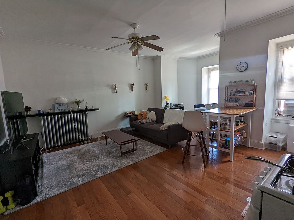 160 N 21st St. Philadelphia, PA