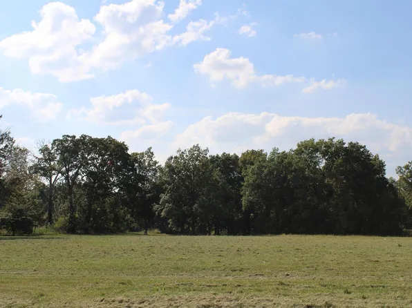 0 Industrial Dr, Salem, IL 62881