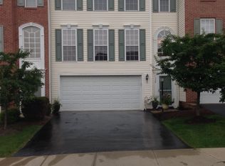 532 Village Green Blvd W, Mars, PA 16046