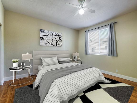 5th image of 425 Navaro Way Unit 111