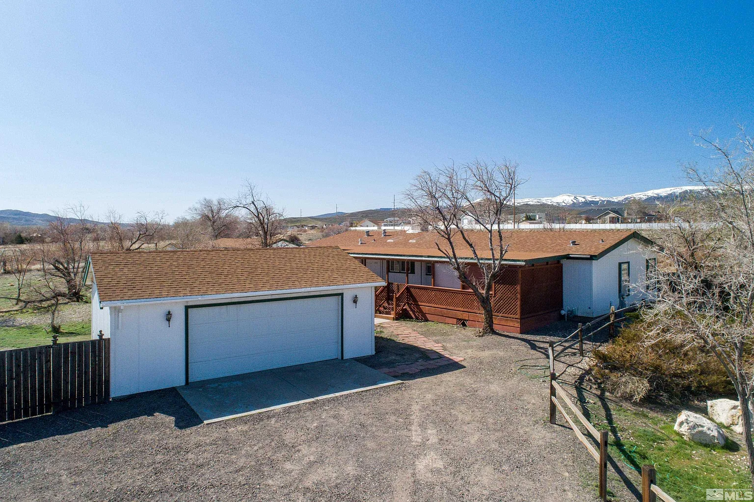 320 Family Ct photo 1
