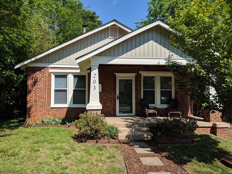 1st image of 203 Richardson Ave