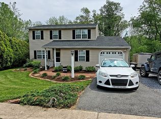 2546 Valley Dr, Lancaster, PA