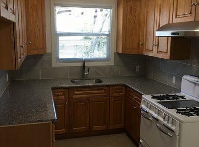2nd image of 404 Spruce Ave APT 1