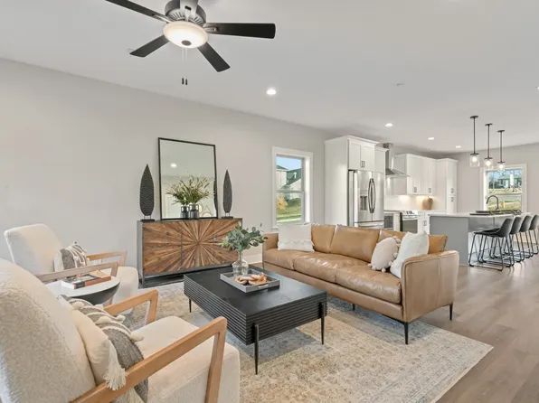 205 Charlotte Everly Cir, Hendersonville, TN 37075