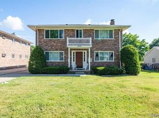 26145 Shook Rd, Harrison Township, MI 48045