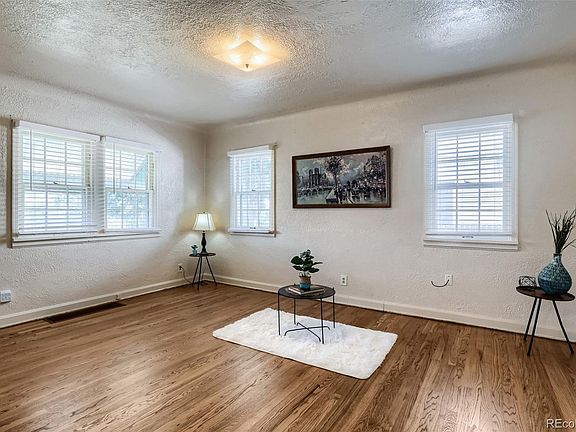 5th image of 3990 S Logan Street