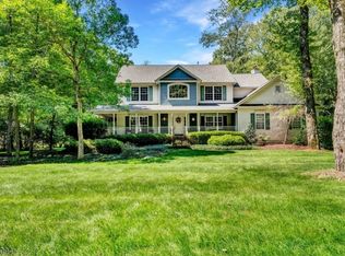 4 Crystal Rock Rd, Sparta, NJ 07871