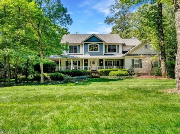 4 Crystal Rock Road, Jefferson Twp., NJ 07871