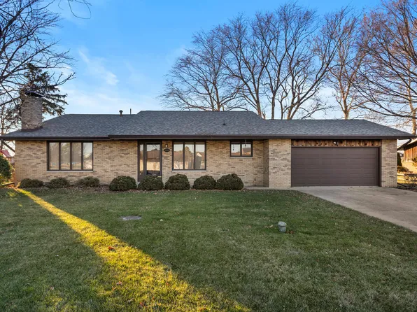 3305 S Prospect Ave, Champaign, IL 61822