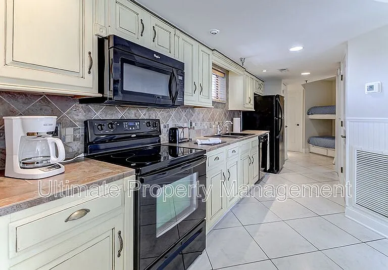 1 S Lumina Ave #204 — Photo 15