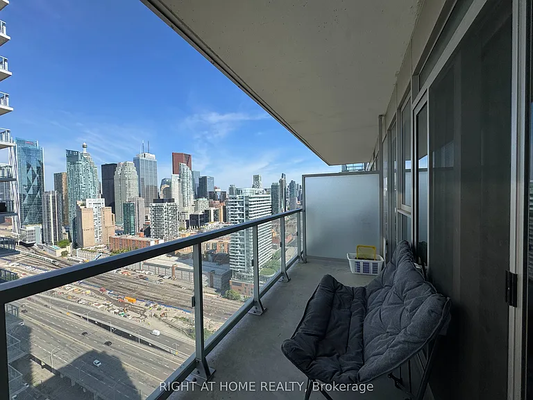 20 Richardson St #3106 — Photo 13