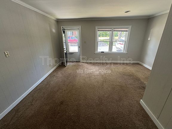 2nd image of 309 E Battle Ave
