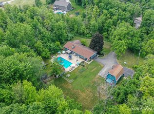 3320 Fillmore St, Jenison, MI 49428