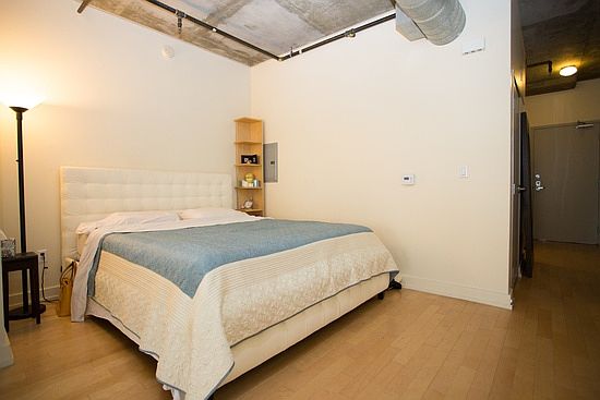 4th image of 645 W 9th St APT 602