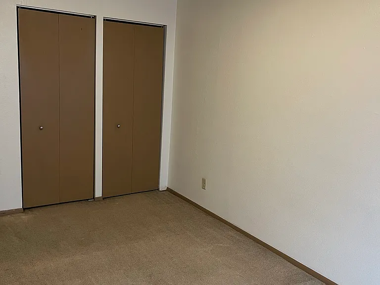 932 E Washington St #1S — Photo 9